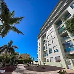 Isla Feliz * 圣米格尔德阿沃纳
